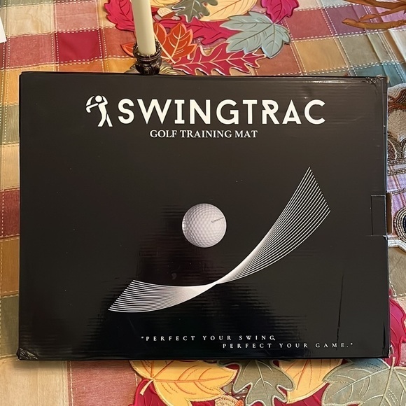 Golf Training Mat - Green - Picture 6 of 7